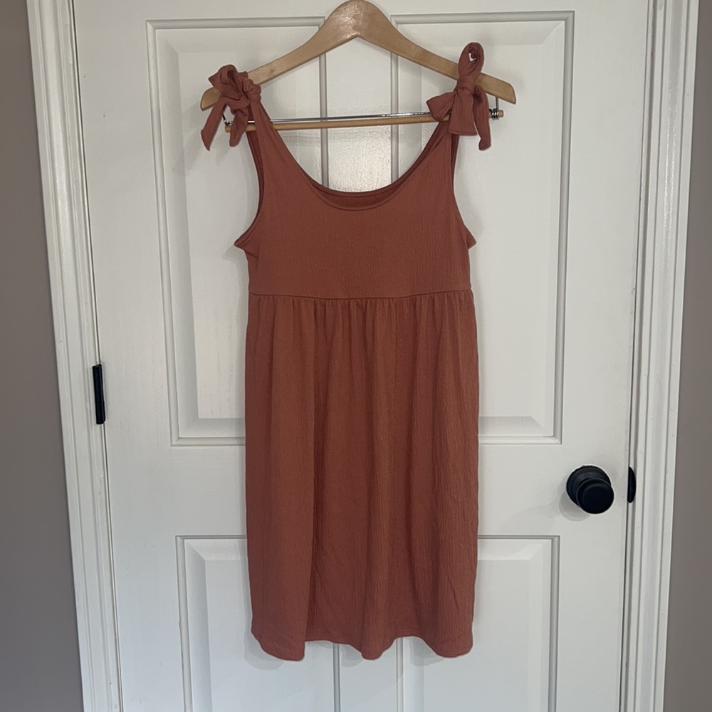 Wild Fable Dress, NWT, Medium, Very Cute, Tag says Blush Brown for Color.